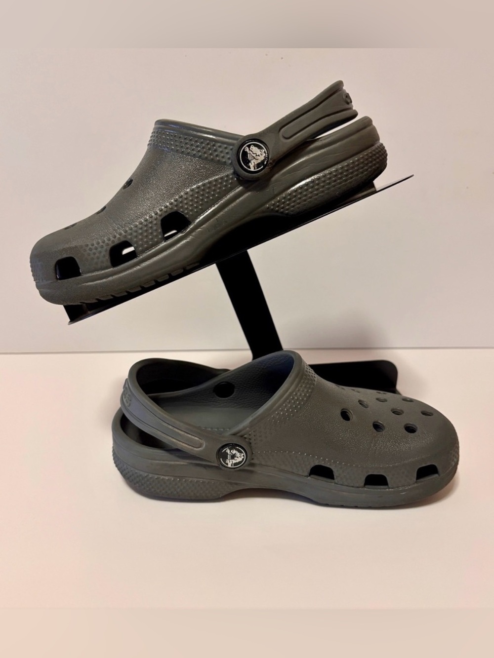 CROCS Kids Classic Clogs in Gray